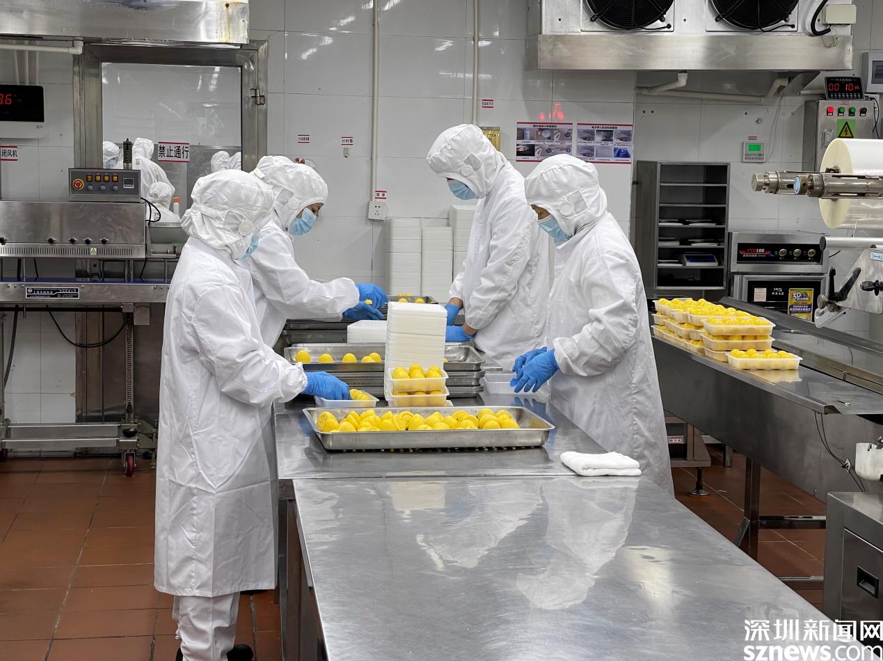 星期三查餐廳|西貝莜面村的中央廚房長啥樣?今天我們替你查了!_深圳新